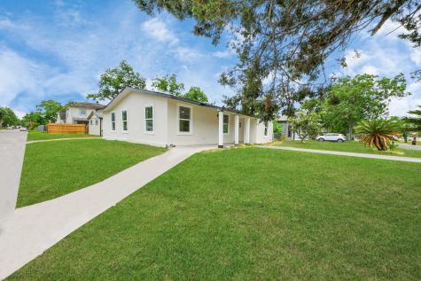 501 Schilling Street Baytown TX 77520
