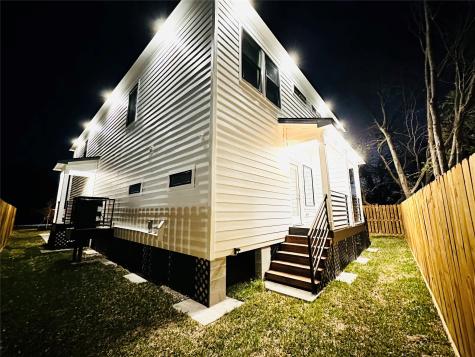 610 E 41st Street A Houston TX 77022