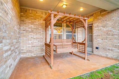 8219 Peppervine Court Conroe TX 77385