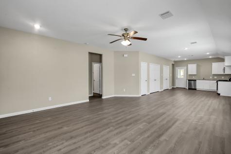 811 Jefferson Avenue Cleveland TX 77327