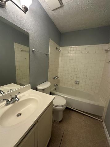 8636 Village Of Fondren Drive 8636 Houston TX 77071