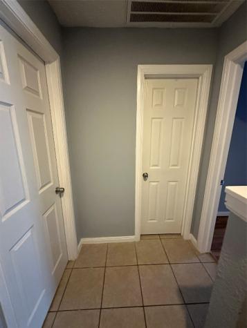 8636 Village Of Fondren Drive 8636 Houston TX 77071