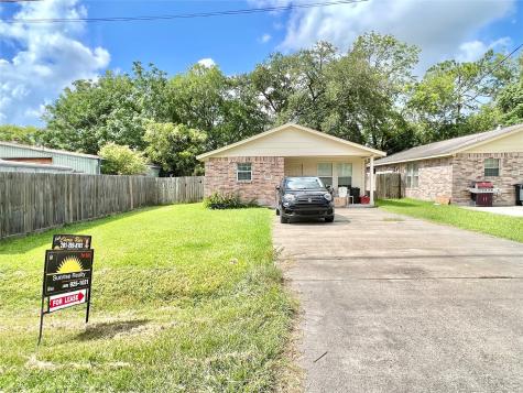 12117 11th Street Santa Fe TX 77510