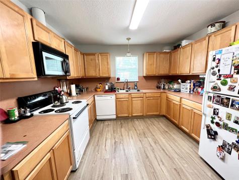 12117 11th Street Santa Fe TX 77510