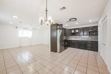 9713 Caffrey Street Houston TX 77075