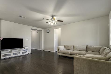104 Sea Glass Cove Katy TX 77493