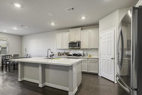 104 Sea Glass Cove Katy TX 77493