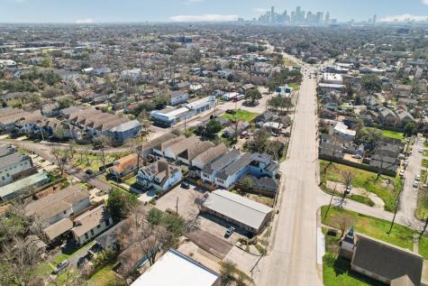 1210 Nadine Street Houston TX 77009