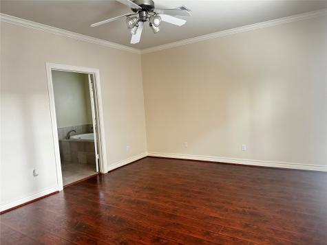 9126 Lakes At 610 Drive Houston TX 77054