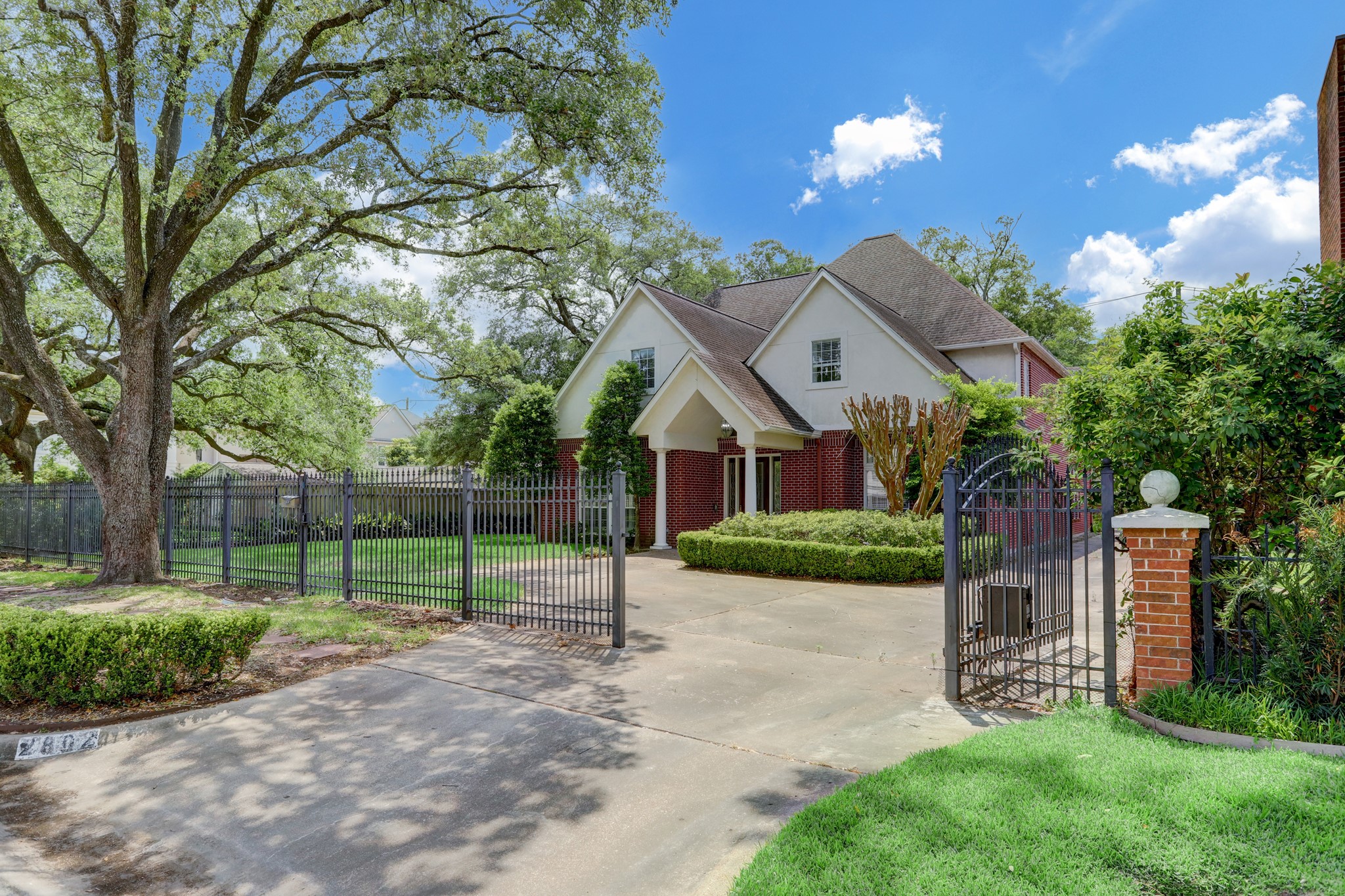 2802 West Lane Drive Houston TX 77027