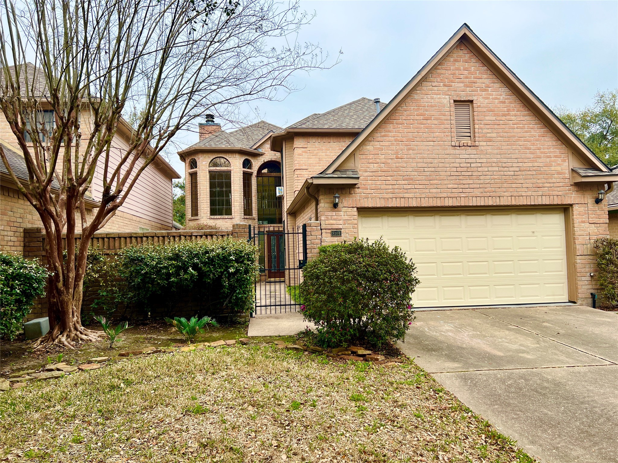 8104 Oakwood Place Houston TX 77040
