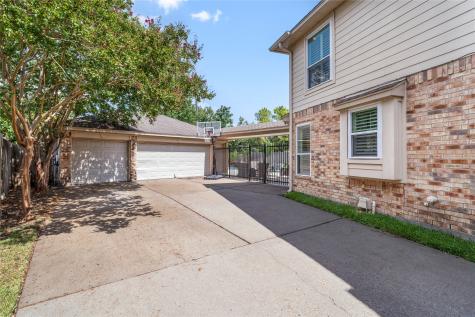 14018 Lochshire Street Houston TX 77077