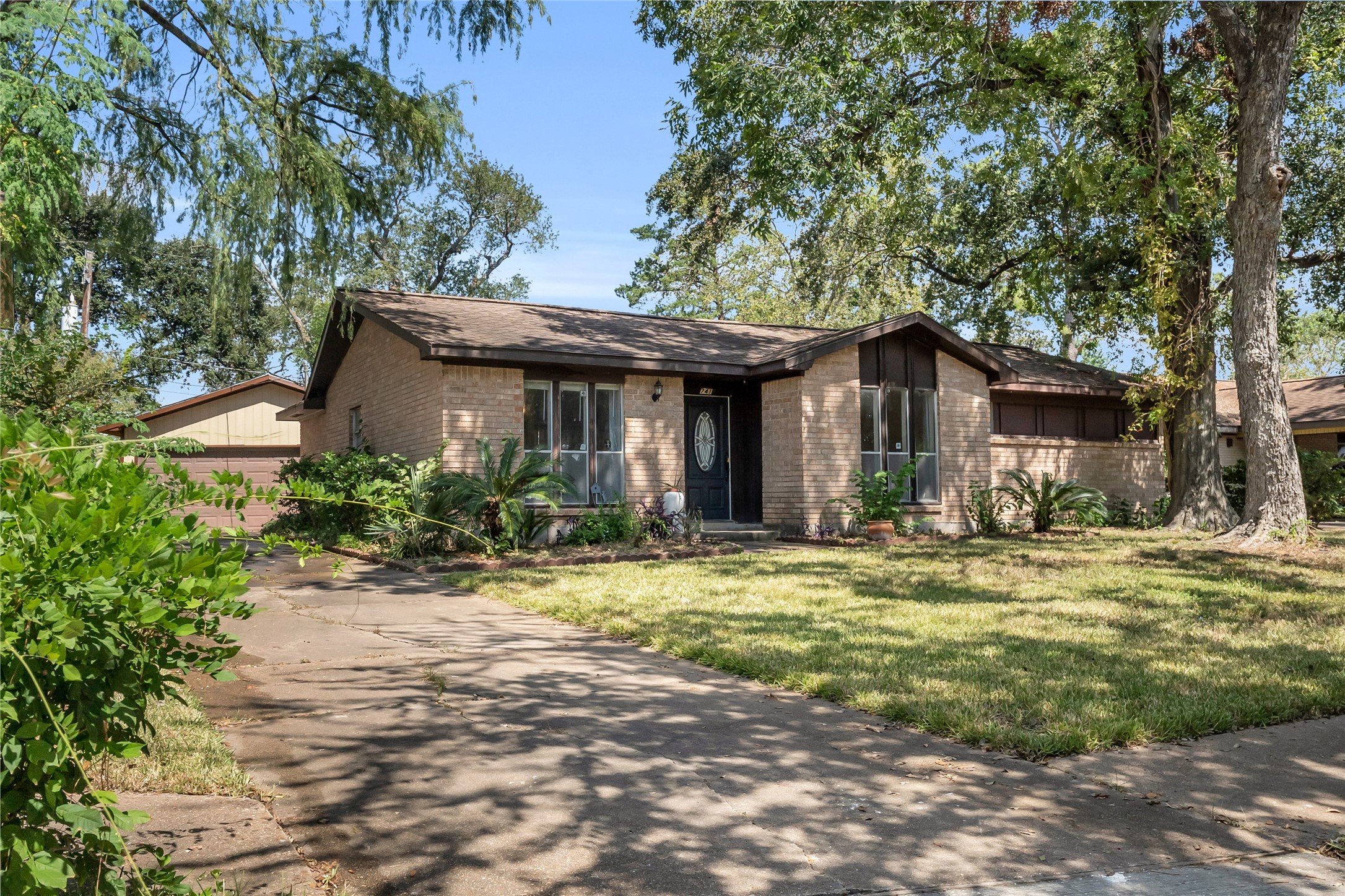 7411 Tall Pines Drive Houston TX 77088