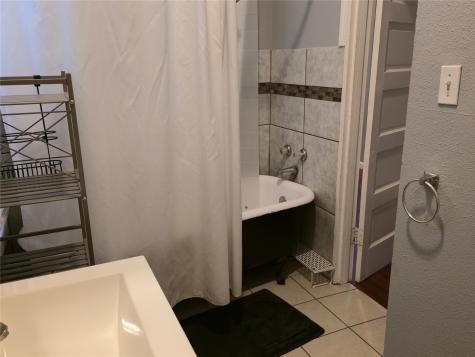 1614 Market Street 4 Galveston TX 77550