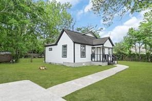 8924 Ferdinand Street Houston TX 77051