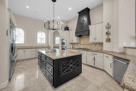 64 W Shore Lane Montgomery TX 77356