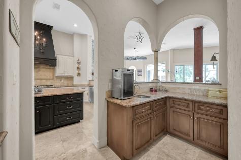 64 W Shore Lane Montgomery TX 77356