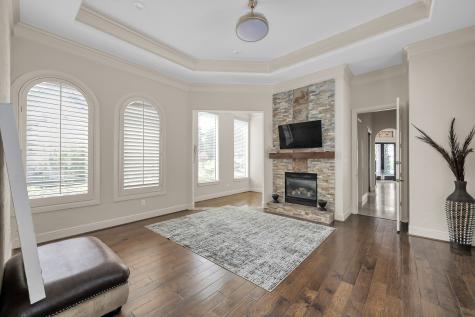 64 W Shore Lane Montgomery TX 77356