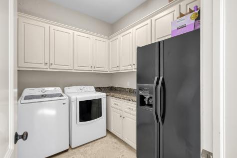64 W Shore Lane Montgomery TX 77356