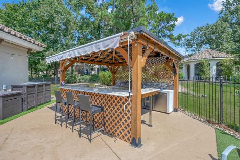 64 W Shore Lane Montgomery TX 77356
