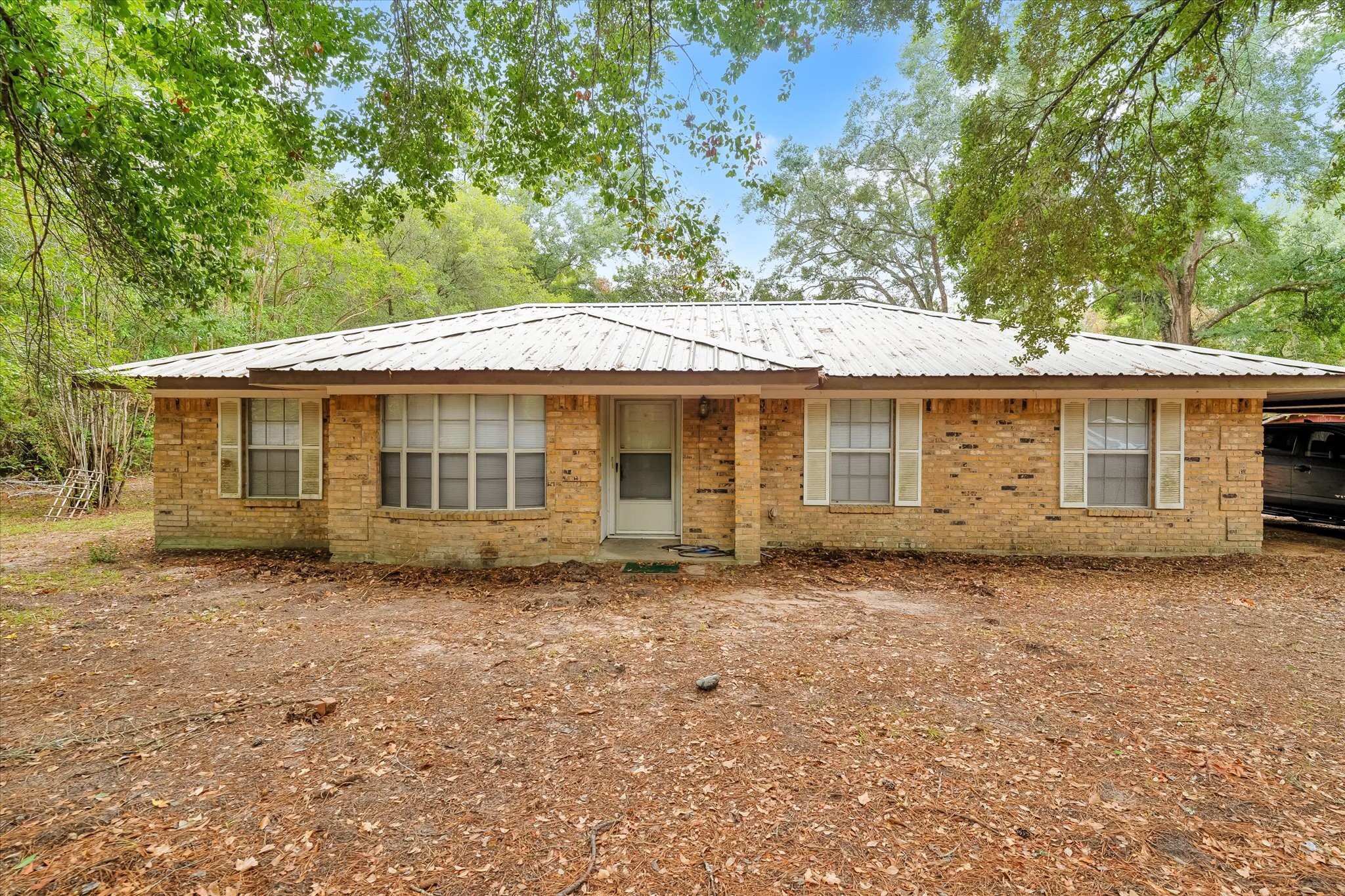 153 County Road 3810 Cleveland TX 77328