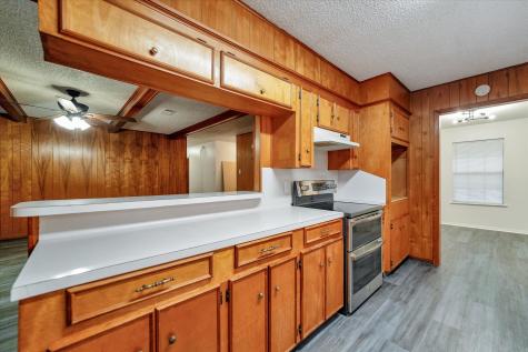 153 County Road 3810 Cleveland TX 77328