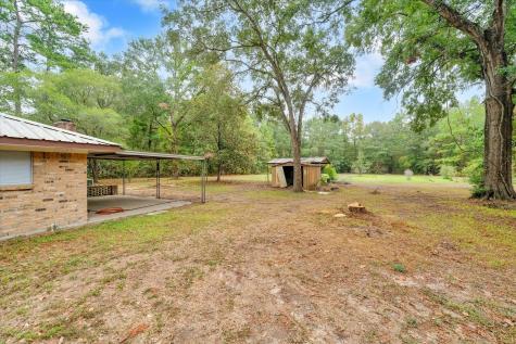 153 County Road 3810 Cleveland TX 77328