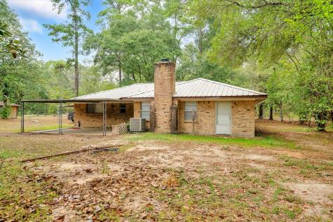 153 County Road 3810 Cleveland TX 77328