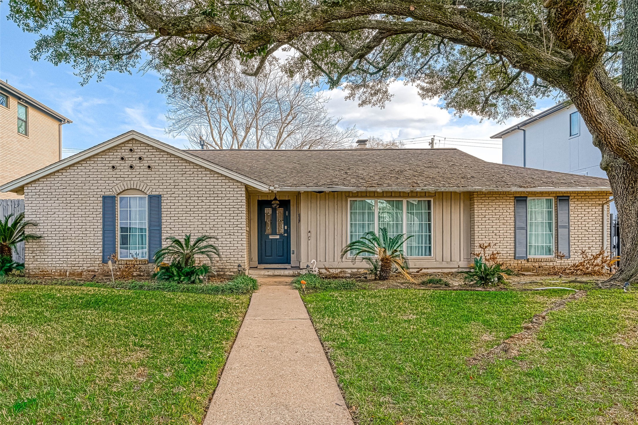 5027 Yarwell Drive Houston TX 77096