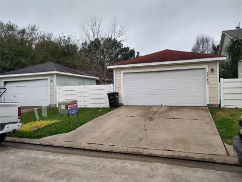 3730 E Traditions Court Houston TX 77082