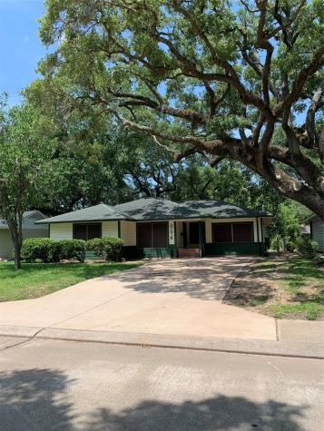 506 Gardenia Street Lake Jackson TX 77566