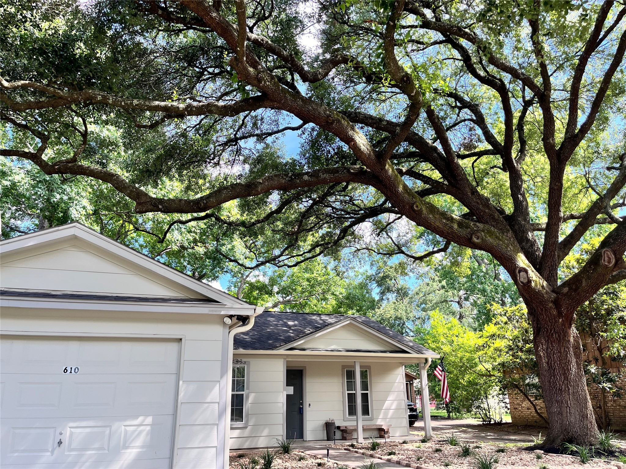 610 Percival Street Tomball TX 77375