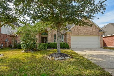 2208 Signal Hill Drive Pearland TX 77584