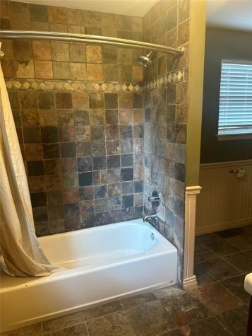 4218 Darby Street Bacliff TX 77518