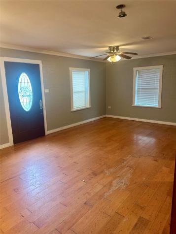 4218 Darby Street Bacliff TX 77518