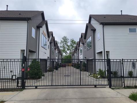 240 Julia Street A Houston TX 77022