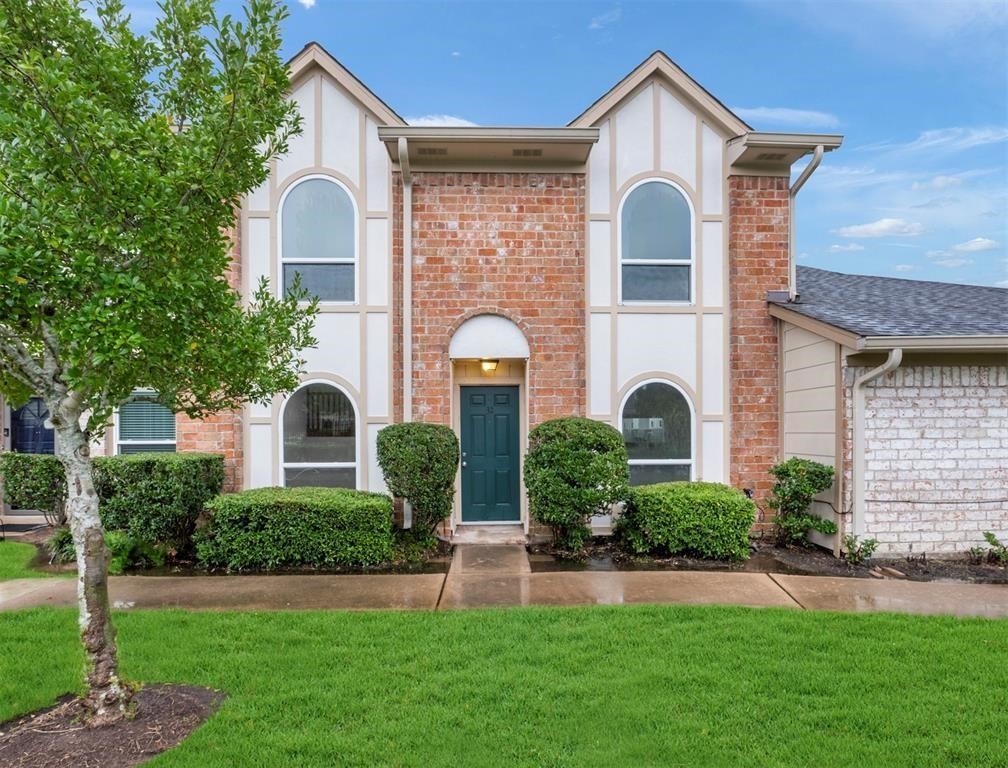 32 Chapparal Court Missouri City TX 77459