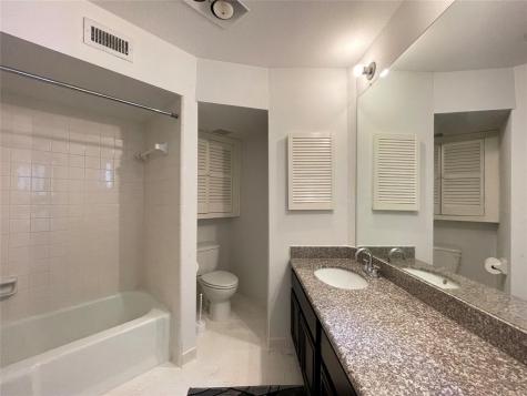 5223 Yoakum Boulevard Houston TX 77006