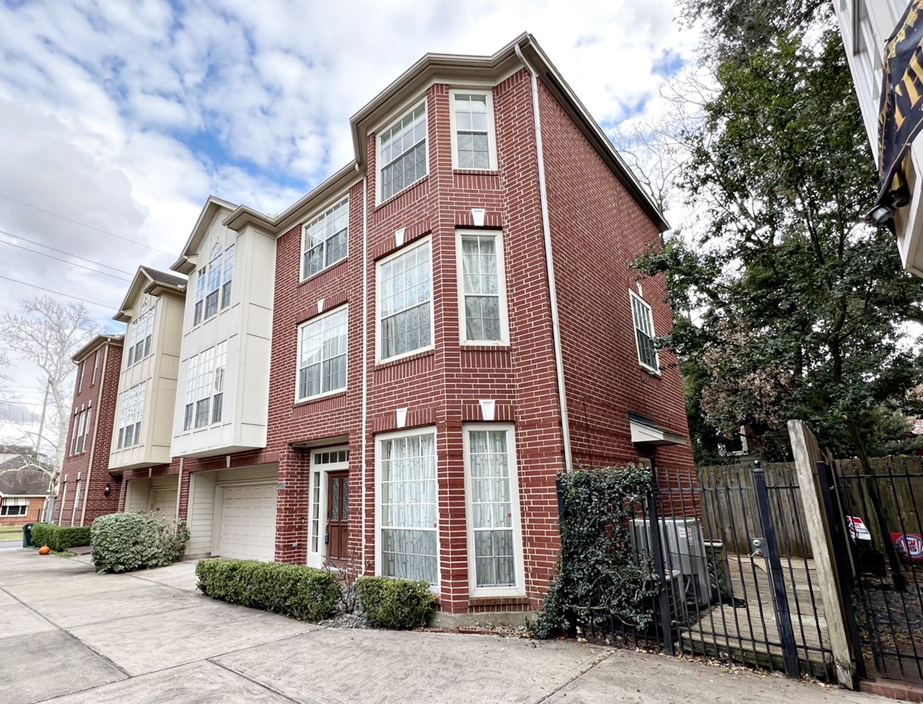 1520 Park Street Houston TX 77019
