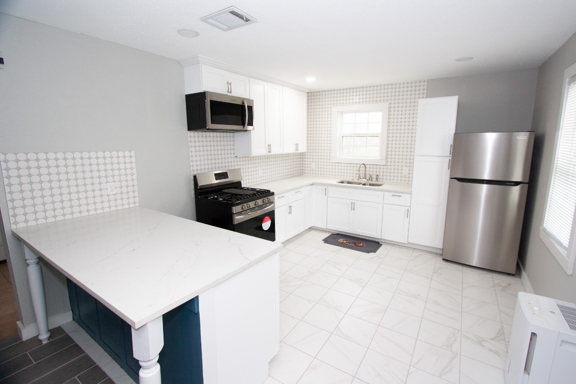 2422 Lone Oak Road Houston TX 77093