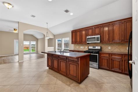2114 Thorn Berry Creek Lane Katy TX 77449