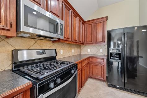 2114 Thorn Berry Creek Lane Katy TX 77449