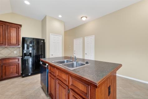 2114 Thorn Berry Creek Lane Katy TX 77449