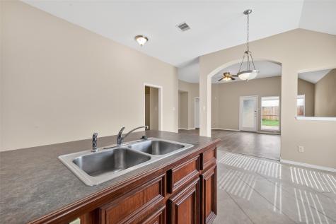 2114 Thorn Berry Creek Lane Katy TX 77449
