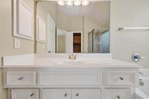 2114 Thorn Berry Creek Lane Katy TX 77449