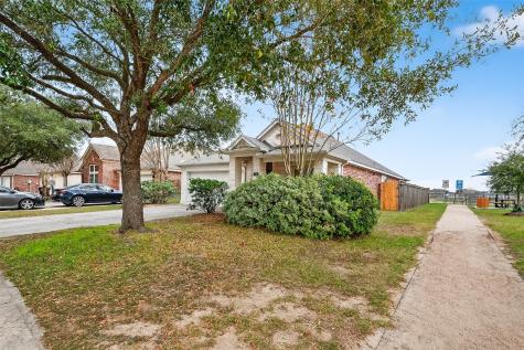 2114 Thorn Berry Creek Lane Katy TX 77449