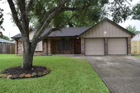 301 Rachael Lane Friendswood TX 77546