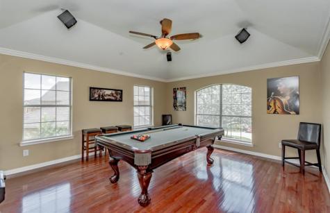 303 N Elder Grove Drive Pearland TX 77584