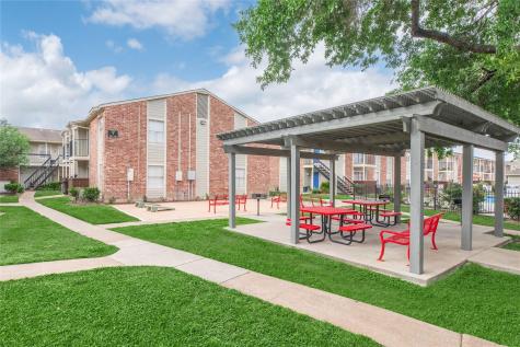 3401 Ocee Street 304 Houston TX 77063