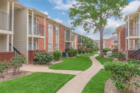 3401 Ocee Street 304 Houston TX 77063